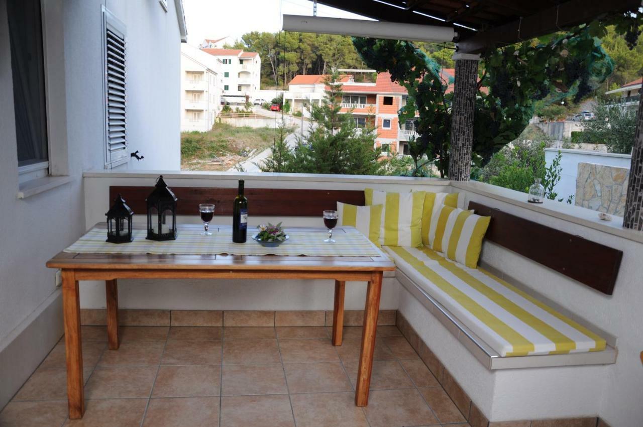 Villa Delfin Sutivan Exterior foto